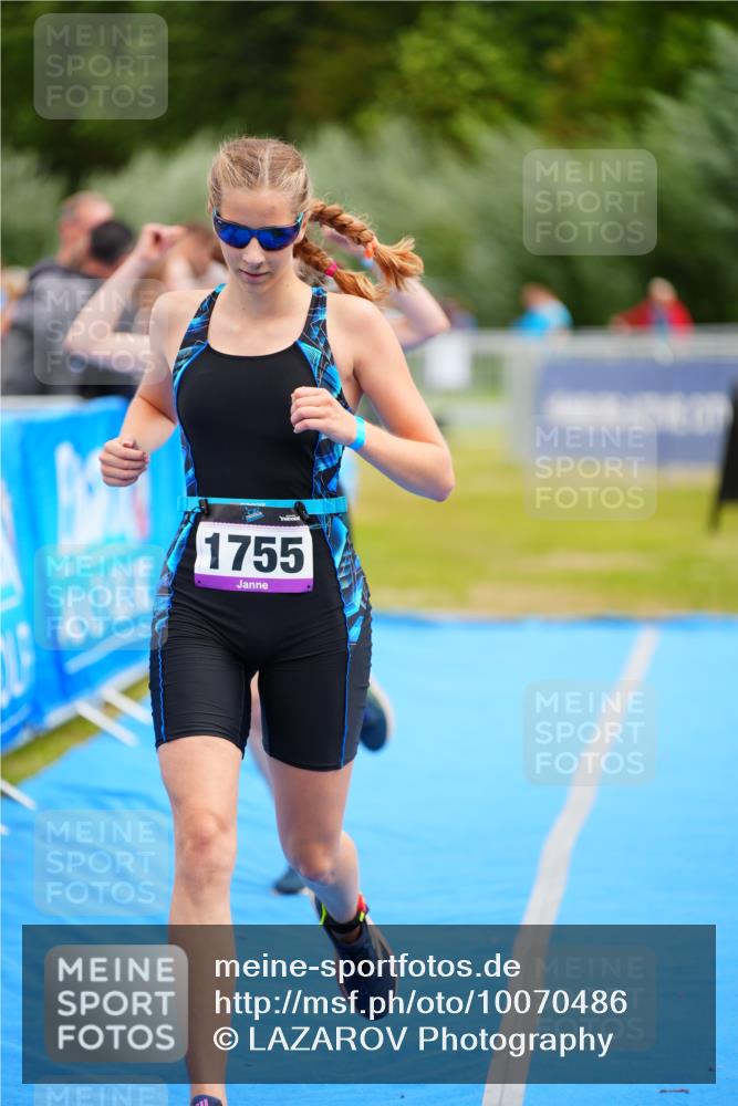 30.08.2026 - Elbe Triathlon Hamburg LAZAROV Photography http://msf.ph/oto/10070486 30.08.2026 12:53:08 Ziel 1755, 1768 meine-sportfotos.de