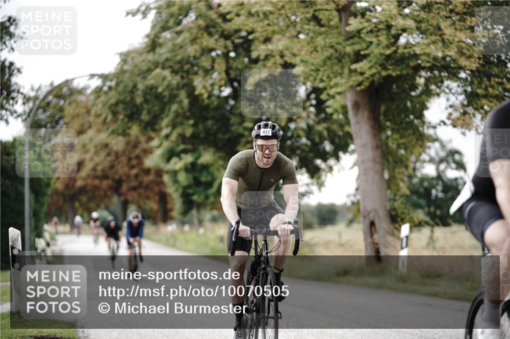 30.08.2026 - Elbe Triathlon Hamburg Michael Burmester http://msf.ph/oto/10070505 30.08.2026 09:55:57 Radfahren 399, 410, 437, 576, 581, 756, 788, 872 meine-sportfotos.de