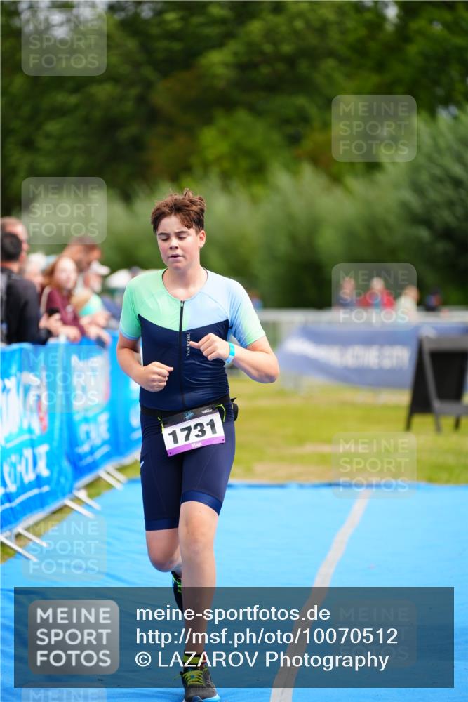 30.08.2026 - Elbe Triathlon Hamburg LAZAROV Photography http://msf.ph/oto/10070512 30.08.2026 12:53:18 Ziel 1731 meine-sportfotos.de
