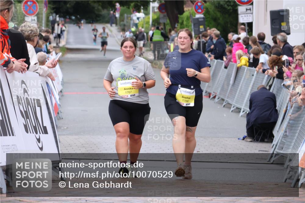 30.08.2026 - Blankeneser Heldenlauf Lena Gebhardt http://msf.ph/oto/10070529 30.08.2026 10:08:58 Ziel  meine-sportfotos.de