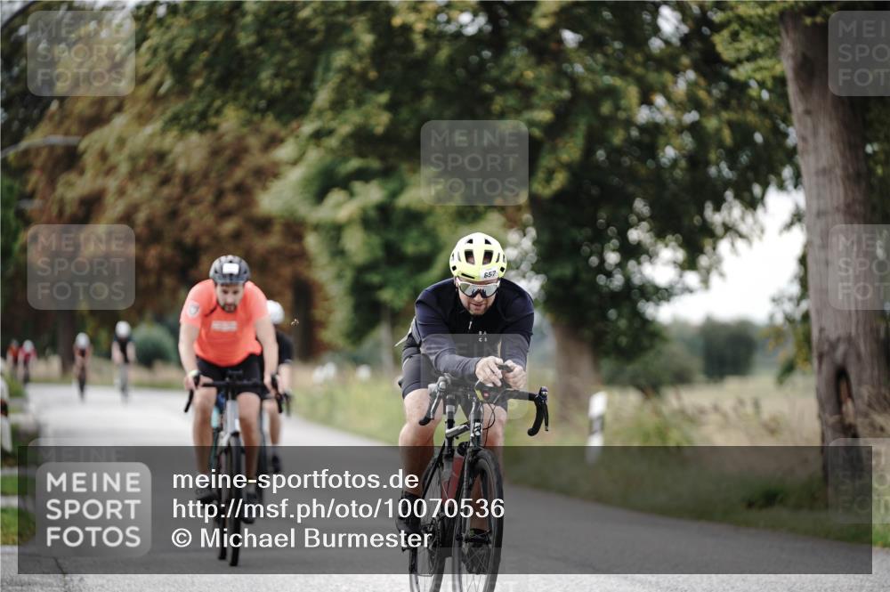 30.08.2026 - Elbe Triathlon Hamburg Michael Burmester http://msf.ph/oto/10070536 30.08.2026 09:56:14 Radfahren 451, 544, 657, 797 meine-sportfotos.de
