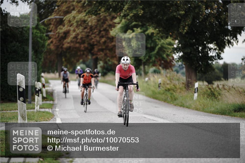 30.08.2026 - Elbe Triathlon Hamburg Michael Burmester http://msf.ph/oto/10070553 30.08.2026 09:56:26 Radfahren 363, 421, 731, 883, 926, 983 meine-sportfotos.de