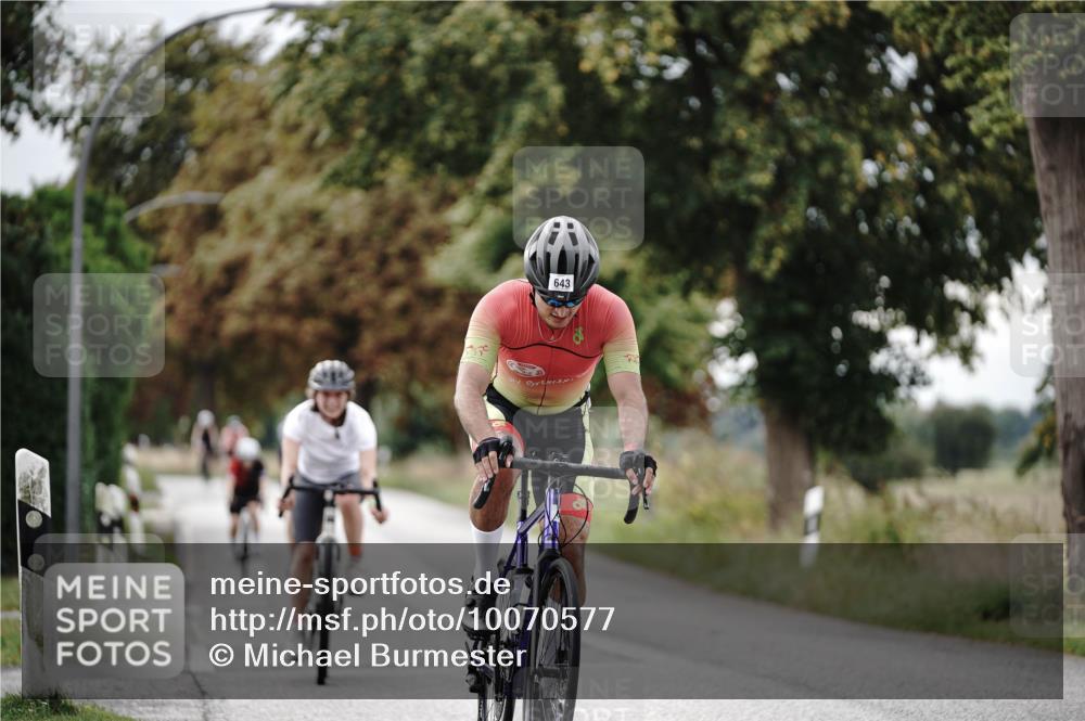 30.08.2026 - Elbe Triathlon Hamburg Michael Burmester http://msf.ph/oto/10070577 30.08.2026 09:56:45 Radfahren 643, 646, 803, 912, 957 meine-sportfotos.de