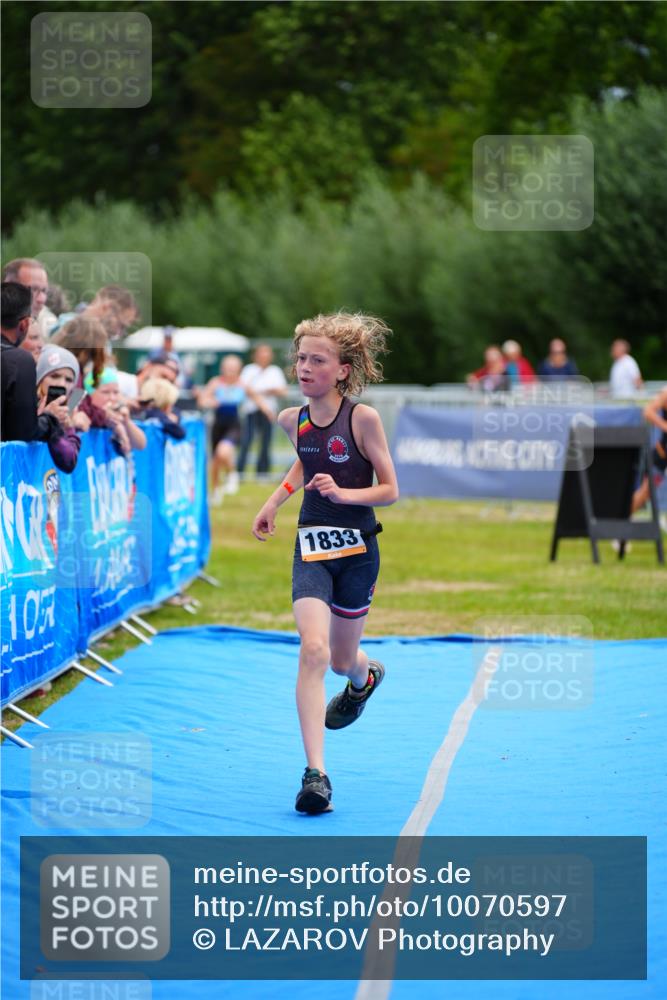 30.08.2026 - Elbe Triathlon Hamburg LAZAROV Photography http://msf.ph/oto/10070597 30.08.2026 12:53:54 Ziel 1761, 1833 meine-sportfotos.de