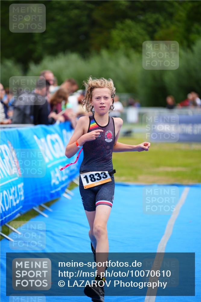 30.08.2026 - Elbe Triathlon Hamburg LAZAROV Photography http://msf.ph/oto/10070610 30.08.2026 12:53:55 Ziel 1761, 1833 meine-sportfotos.de
