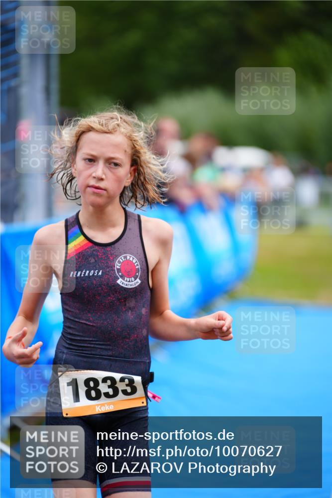 30.08.2026 - Elbe Triathlon Hamburg LAZAROV Photography http://msf.ph/oto/10070627 30.08.2026 12:53:56 Ziel 1761, 1833 meine-sportfotos.de