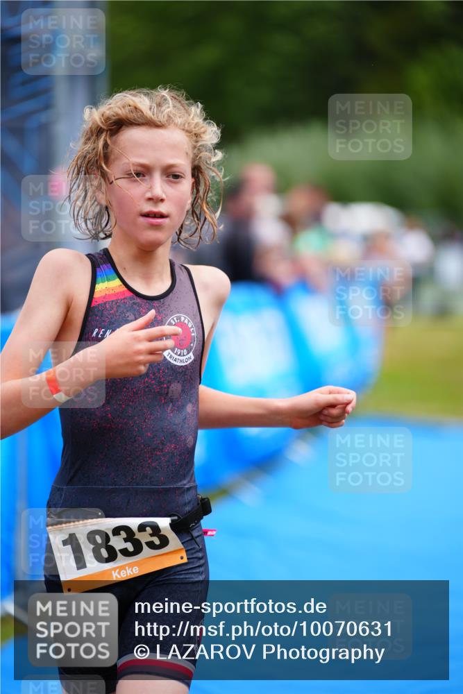 30.08.2026 - Elbe Triathlon Hamburg LAZAROV Photography http://msf.ph/oto/10070631 30.08.2026 12:53:56 Ziel 1761, 1833 meine-sportfotos.de