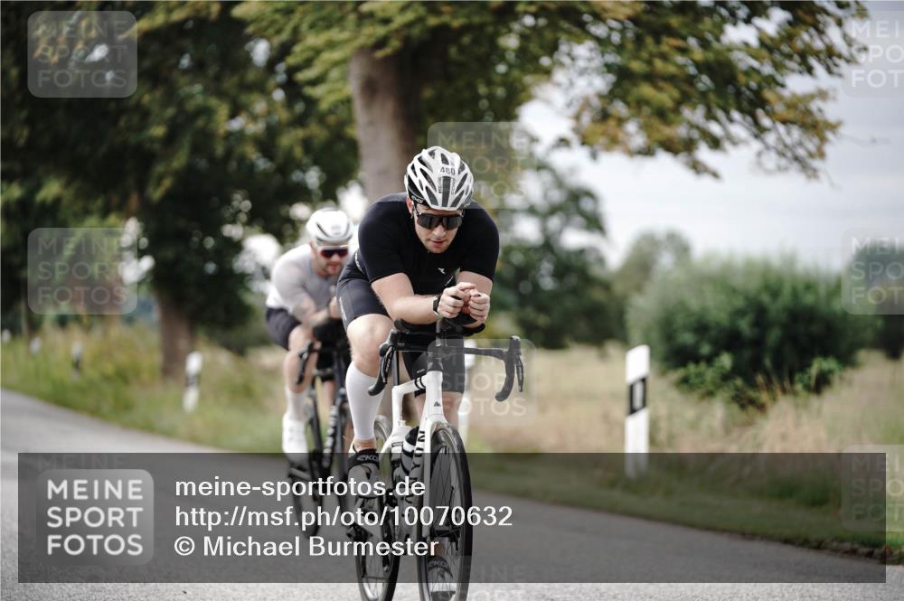 30.08.2026 - Elbe Triathlon Hamburg Michael Burmester http://msf.ph/oto/10070632 30.08.2026 09:57:12 Radfahren 480, 665, 689, 932, 943 meine-sportfotos.de
