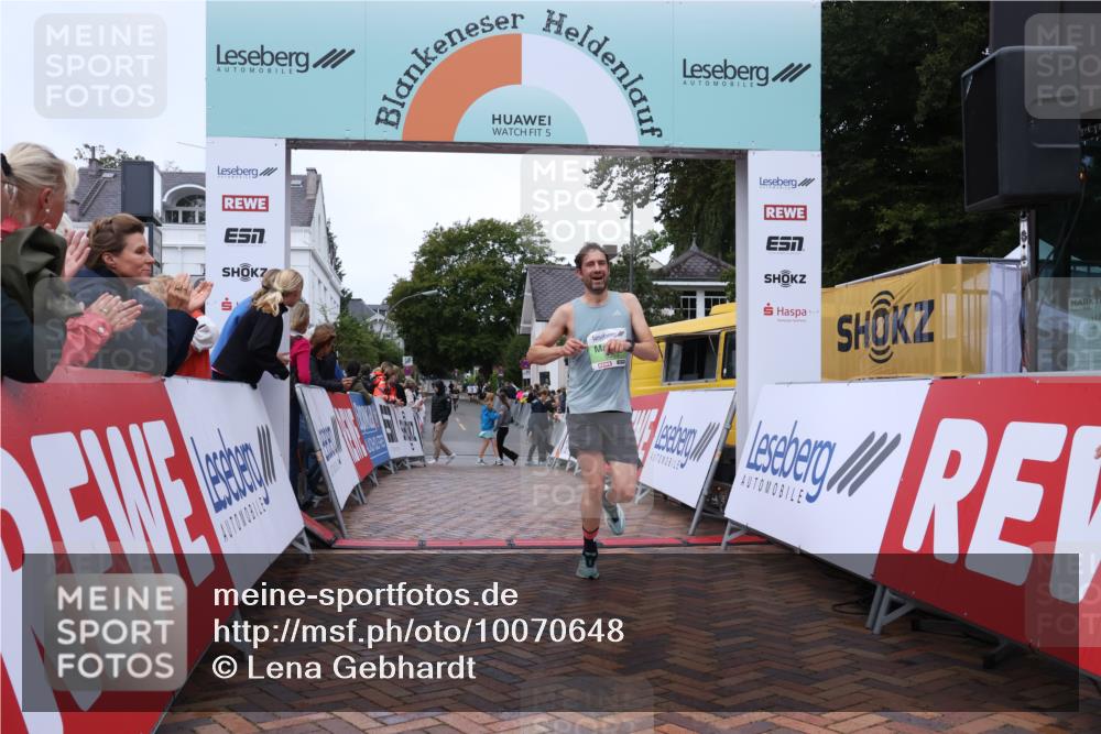 30.08.2026 - Blankeneser Heldenlauf Lena Gebhardt http://msf.ph/oto/10070648 30.08.2026 10:09:24 Ziel 5533 meine-sportfotos.de
