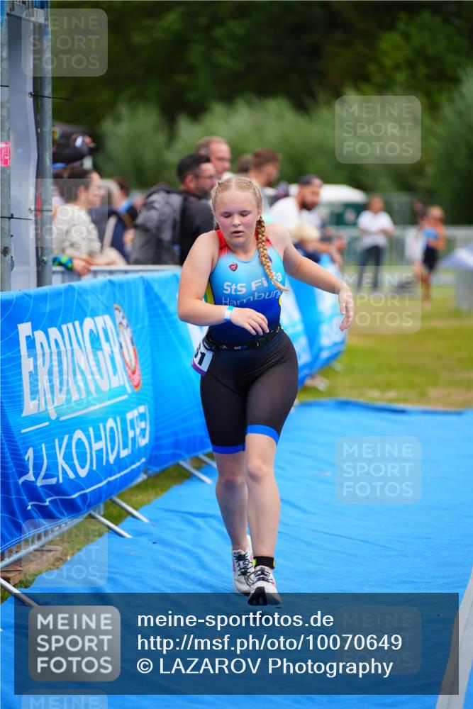 30.08.2026 - Elbe Triathlon Hamburg LAZAROV Photography http://msf.ph/oto/10070649 30.08.2026 12:54:01 Ziel 1761, 1855 meine-sportfotos.de