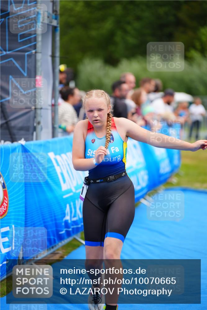 30.08.2026 - Elbe Triathlon Hamburg LAZAROV Photography http://msf.ph/oto/10070665 30.08.2026 12:54:02 Ziel 1761, 1855 meine-sportfotos.de