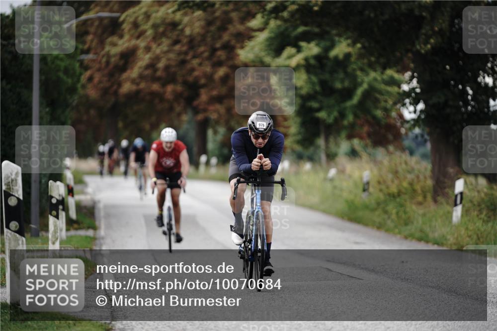 30.08.2026 - Elbe Triathlon Hamburg Michael Burmester http://msf.ph/oto/10070684 30.08.2026 09:57:37 Radfahren 413, 734, 737, 768, 976 meine-sportfotos.de