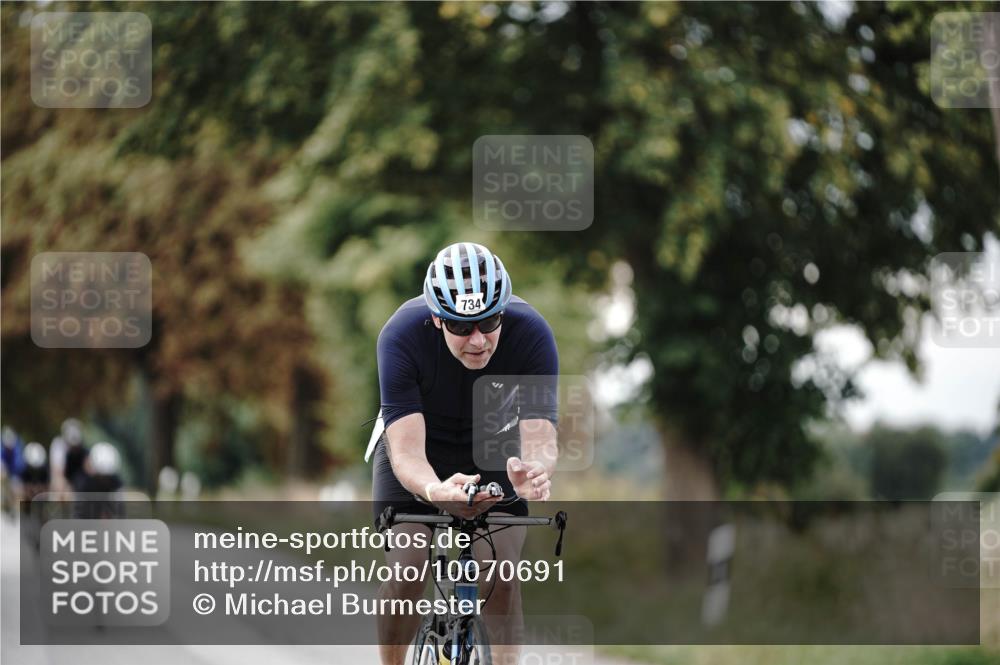30.08.2026 - Elbe Triathlon Hamburg Michael Burmester http://msf.ph/oto/10070691 30.08.2026 09:57:43 Radfahren 505, 569, 619, 734, 737 meine-sportfotos.de
