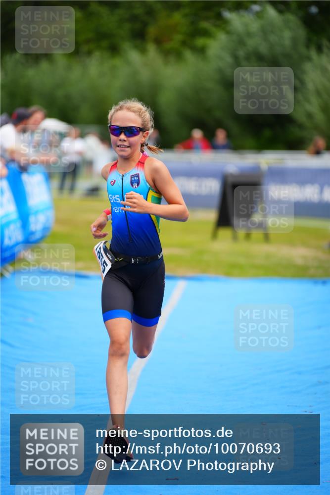 30.08.2026 - Elbe Triathlon Hamburg LAZAROV Photography http://msf.ph/oto/10070693 30.08.2026 12:54:07 Ziel 1855 meine-sportfotos.de