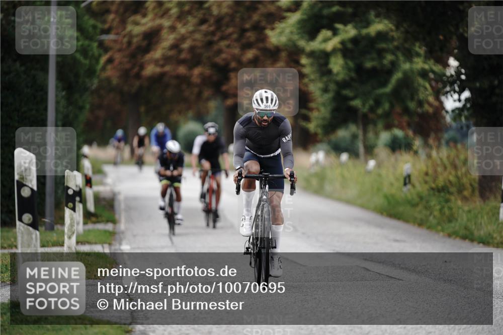 30.08.2026 - Elbe Triathlon Hamburg Michael Burmester http://msf.ph/oto/10070695 30.08.2026 09:57:46 Radfahren 505, 569, 619, 734 meine-sportfotos.de