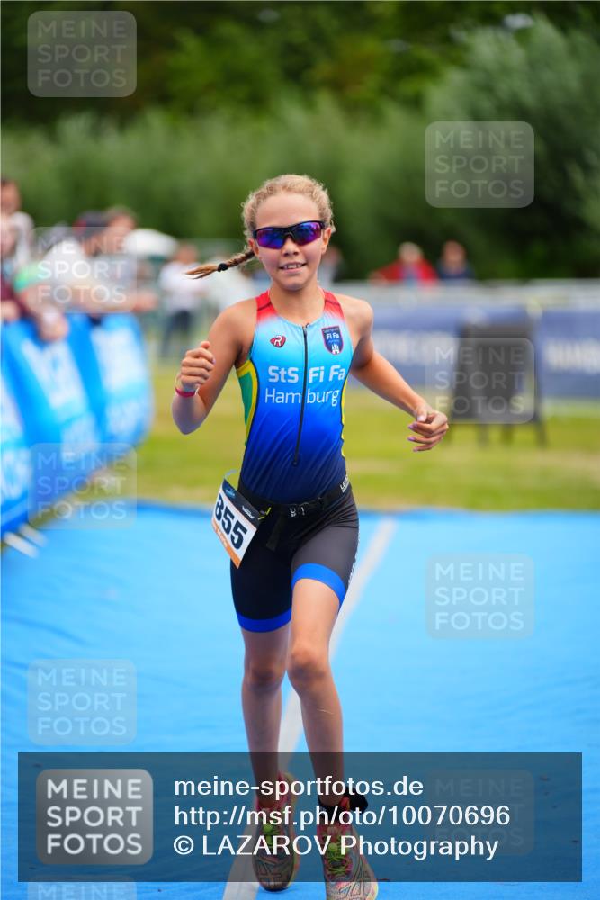 30.08.2026 - Elbe Triathlon Hamburg LAZAROV Photography http://msf.ph/oto/10070696 30.08.2026 12:54:08 Ziel 1855 meine-sportfotos.de