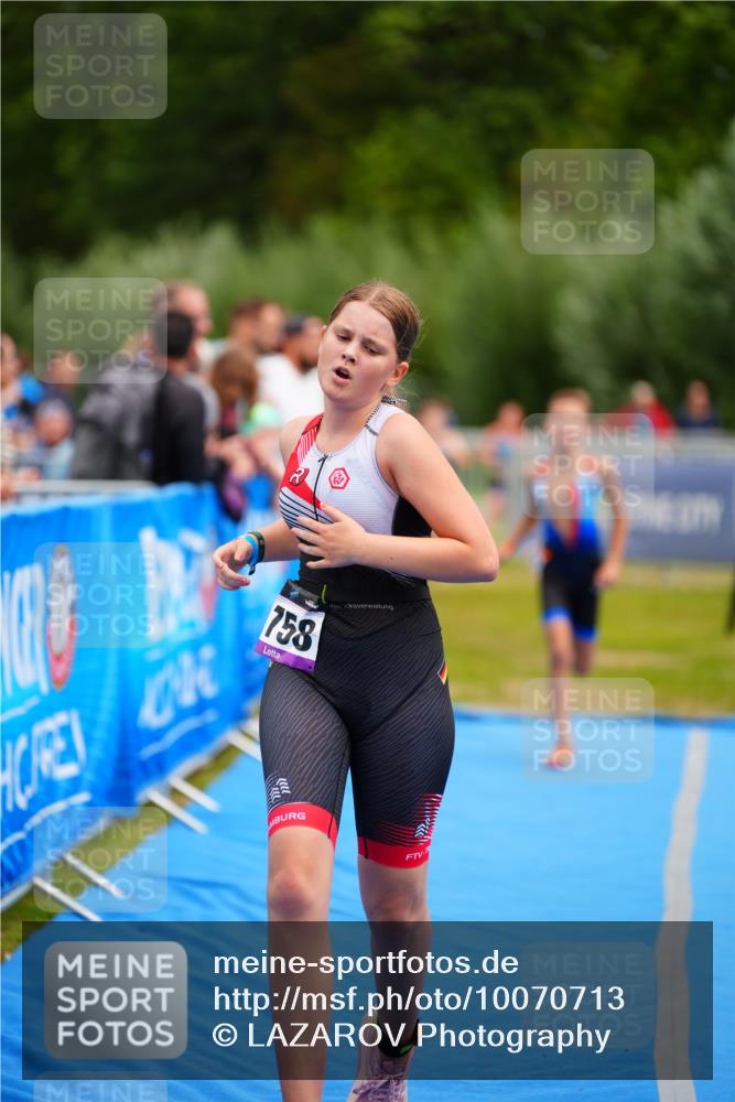 30.08.2026 - Elbe Triathlon Hamburg LAZAROV Photography http://msf.ph/oto/10070713 30.08.2026 12:54:19 Ziel 1758, 1836, 1857, 1864 meine-sportfotos.de