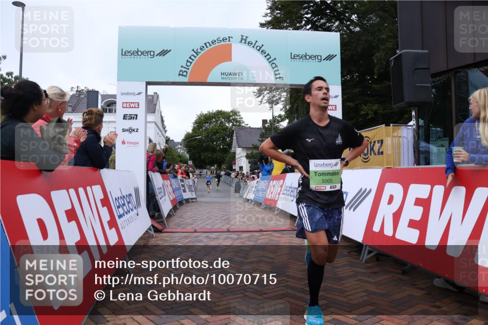 30.08.2026 - Blankeneser Heldenlauf Lena Gebhardt http://msf.ph/oto/10070715 30.08.2026 10:09:38 Ziel 5005 meine-sportfotos.de