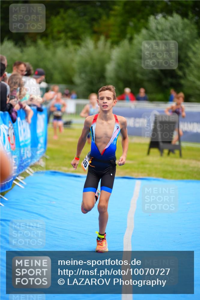 30.08.2026 - Elbe Triathlon Hamburg LAZAROV Photography http://msf.ph/oto/10070727 30.08.2026 12:54:21 Ziel 1758, 1836, 1857, 1864 meine-sportfotos.de