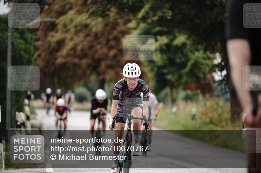 30.08.2026 - Elbe Triathlon Hamburg Michael Burmester http://msf.ph/oto/10070767 30.08.2026 09:58:24 Radfahren 481, 603, 607, 701, 722, 728, 886, 891 meine-sportfotos.de