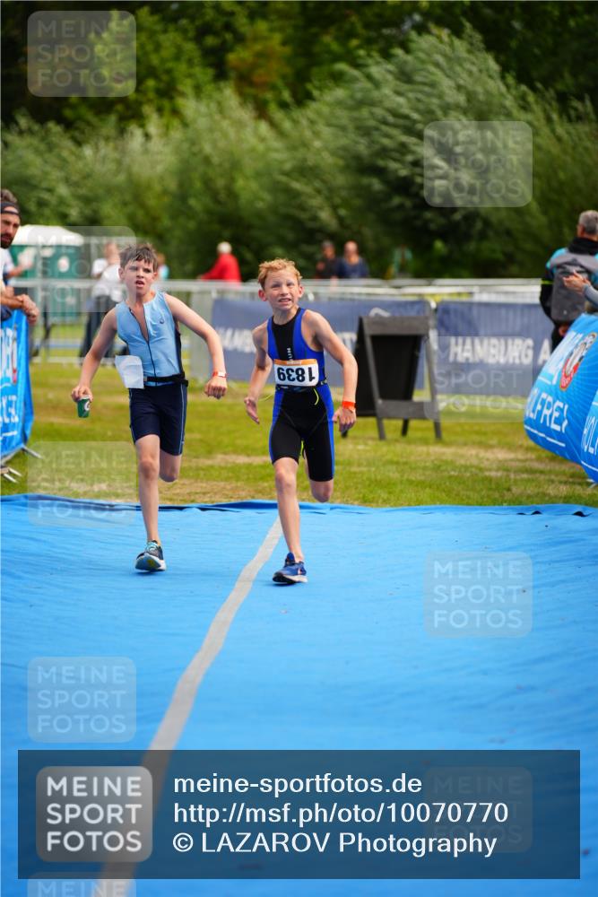 30.08.2026 - Elbe Triathlon Hamburg LAZAROV Photography http://msf.ph/oto/10070770 30.08.2026 12:54:46 Ziel 1839, 1880 meine-sportfotos.de