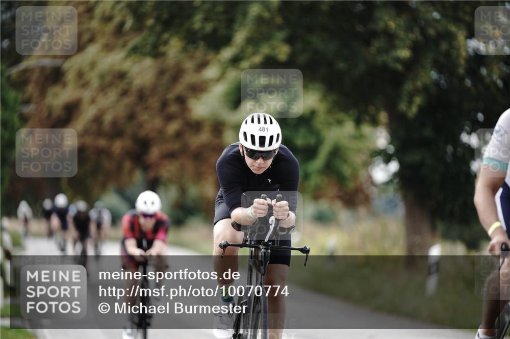 30.08.2026 - Elbe Triathlon Hamburg Michael Burmester http://msf.ph/oto/10070774 30.08.2026 09:58:26 Radfahren 481, 506, 603, 607, 701, 722, 728, 881, 886, 891 meine-sportfotos.de