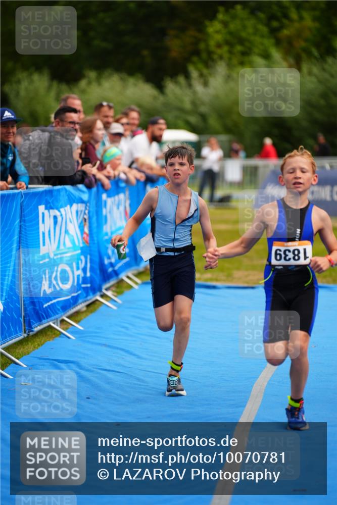 30.08.2026 - Elbe Triathlon Hamburg LAZAROV Photography http://msf.ph/oto/10070781 30.08.2026 12:54:47 Ziel 1839, 1880 meine-sportfotos.de
