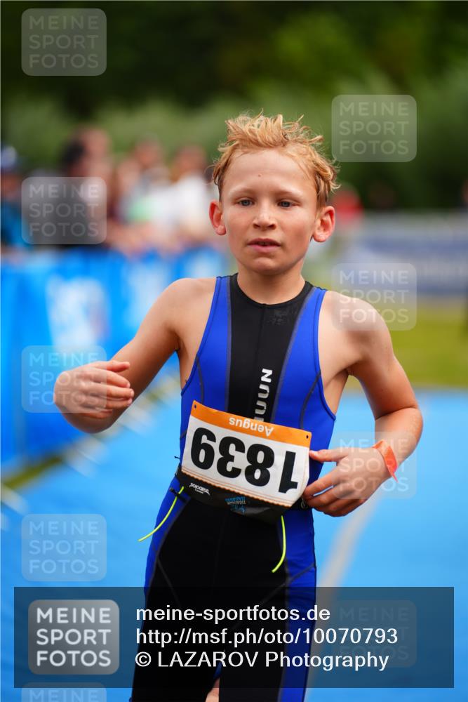30.08.2026 - Elbe Triathlon Hamburg LAZAROV Photography http://msf.ph/oto/10070793 30.08.2026 12:54:48 Ziel 1839, 1880 meine-sportfotos.de