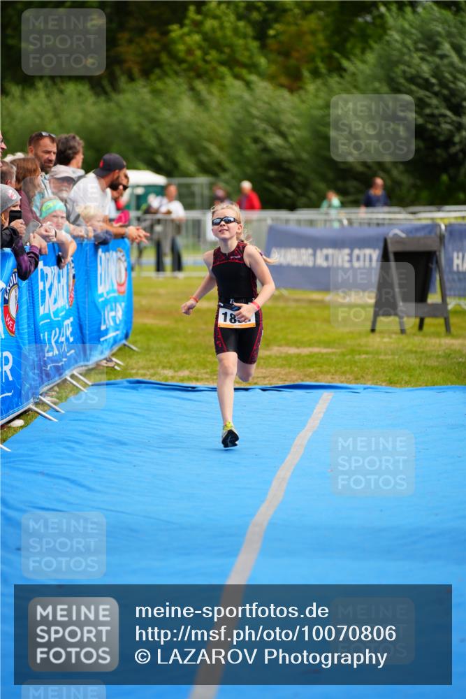 30.08.2026 - Elbe Triathlon Hamburg LAZAROV Photography http://msf.ph/oto/10070806 30.08.2026 12:55:01 Ziel 1851 meine-sportfotos.de