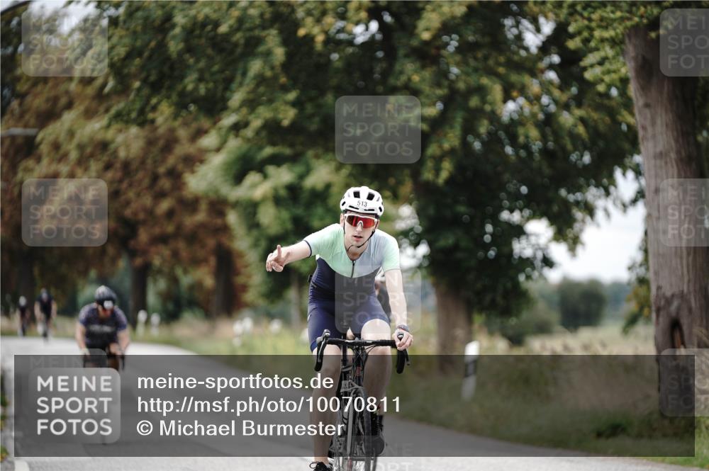 30.08.2026 - Elbe Triathlon Hamburg Michael Burmester http://msf.ph/oto/10070811 30.08.2026 09:58:43 Radfahren 464, 513, 526, 746, 950 meine-sportfotos.de