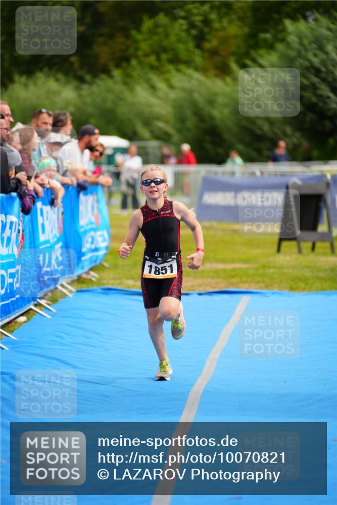 30.08.2026 - Elbe Triathlon Hamburg LAZAROV Photography http://msf.ph/oto/10070821 30.08.2026 12:55:02 Ziel 1851 meine-sportfotos.de