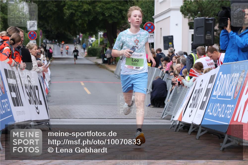 30.08.2026 - Blankeneser Heldenlauf Lena Gebhardt http://msf.ph/oto/10070833 30.08.2026 10:09:58 Ziel 5043, 5325 meine-sportfotos.de