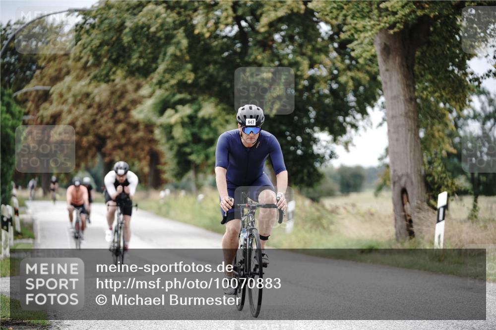30.08.2026 - Elbe Triathlon Hamburg Michael Burmester http://msf.ph/oto/10070883 30.08.2026 09:59:11 Radfahren 472, 491, 495, 579, 580, 647, 802, 934 meine-sportfotos.de