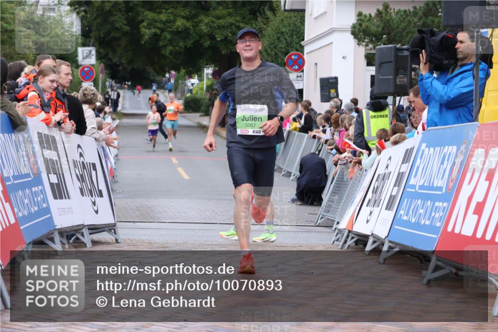 30.08.2026 - Blankeneser Heldenlauf Lena Gebhardt http://msf.ph/oto/10070893 30.08.2026 10:10:21 Ziel 5067 meine-sportfotos.de