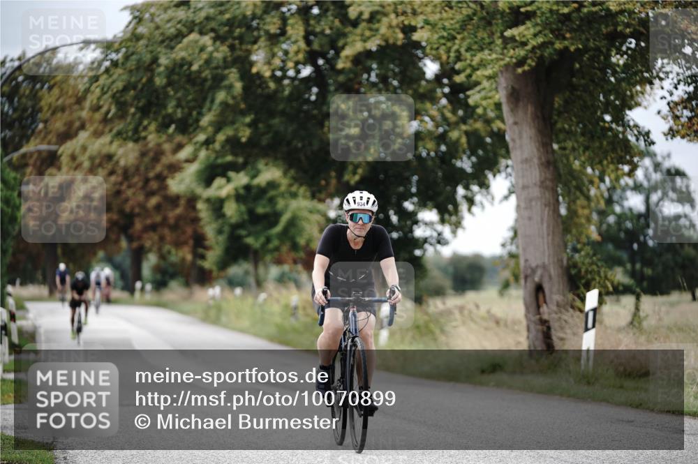 30.08.2026 - Elbe Triathlon Hamburg Michael Burmester http://msf.ph/oto/10070899 30.08.2026 09:59:16 Radfahren 452, 472, 750, 934 meine-sportfotos.de
