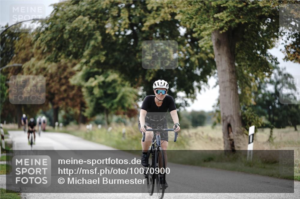 30.08.2026 - Elbe Triathlon Hamburg Michael Burmester http://msf.ph/oto/10070900 30.08.2026 09:59:16 Radfahren 452, 472, 750, 934 meine-sportfotos.de