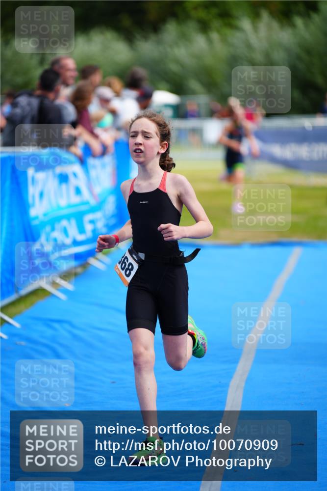 30.08.2026 - Elbe Triathlon Hamburg LAZAROV Photography http://msf.ph/oto/10070909 30.08.2026 12:55:25 Ziel 1863, 1868 meine-sportfotos.de