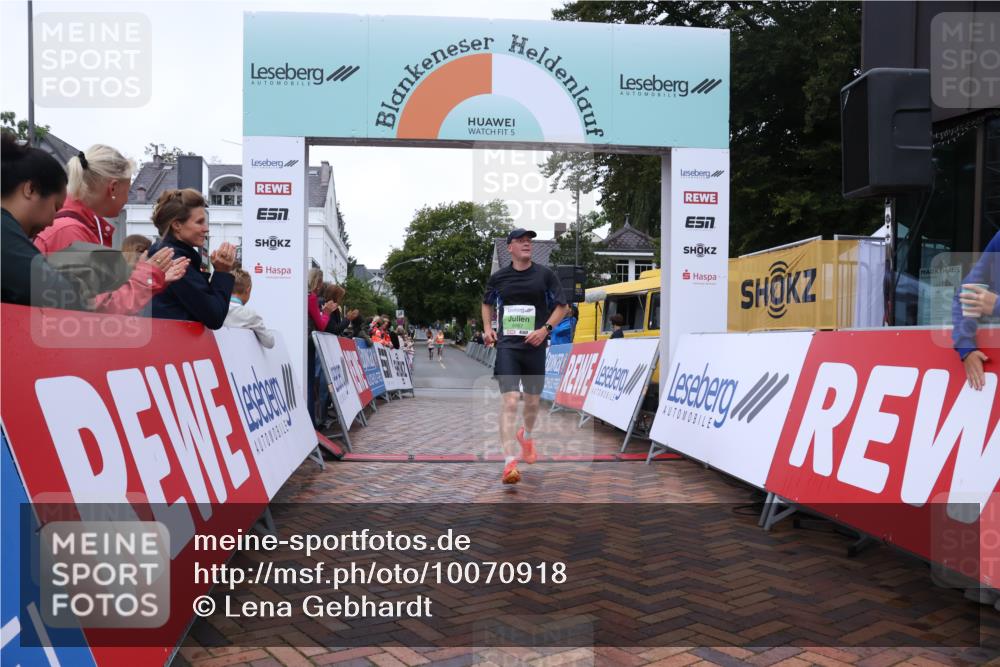 30.08.2026 - Blankeneser Heldenlauf Lena Gebhardt http://msf.ph/oto/10070918 30.08.2026 10:10:23 Ziel 5067 meine-sportfotos.de