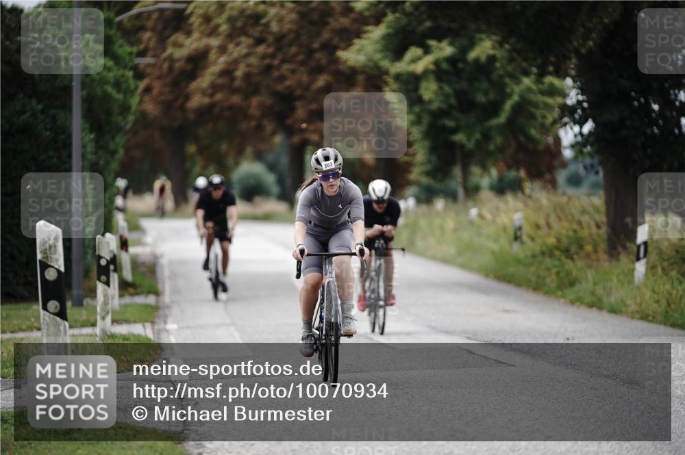 30.08.2026 - Elbe Triathlon Hamburg Michael Burmester http://msf.ph/oto/10070934 30.08.2026 09:59:39 Radfahren 608, 624, 655, 673, 863 meine-sportfotos.de