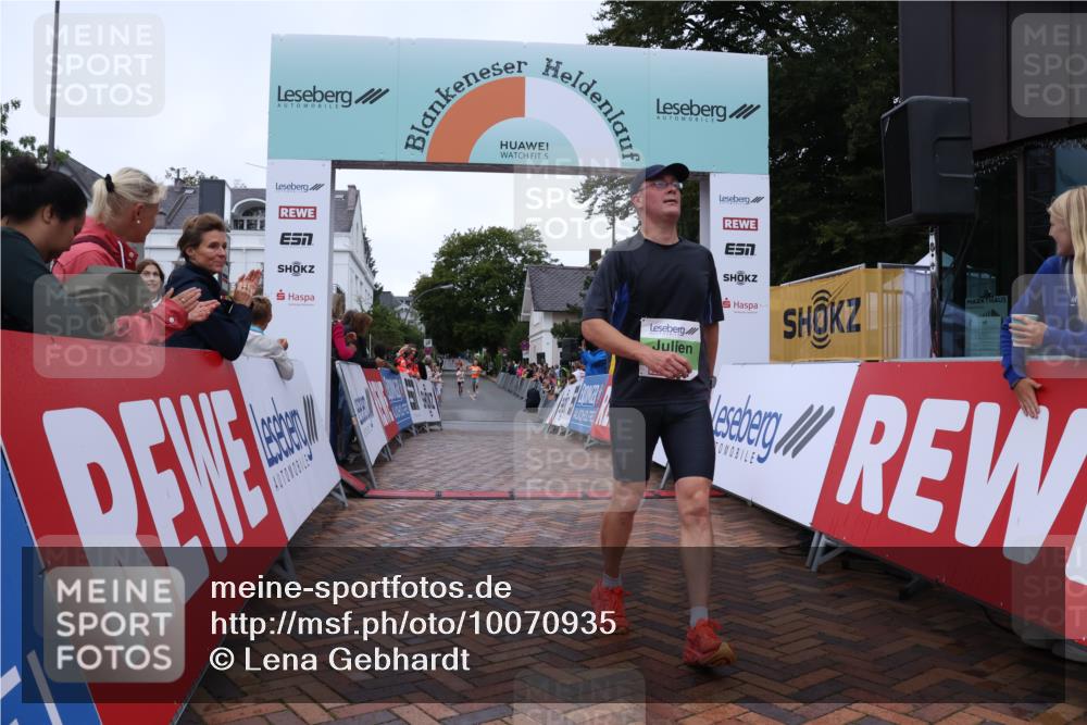 30.08.2026 - Blankeneser Heldenlauf Lena Gebhardt http://msf.ph/oto/10070935 30.08.2026 10:10:24 Ziel 5067 meine-sportfotos.de