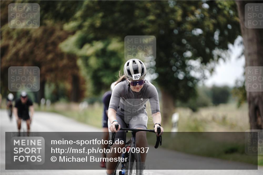 30.08.2026 - Elbe Triathlon Hamburg Michael Burmester http://msf.ph/oto/10070937 30.08.2026 09:59:40 Radfahren 608, 655, 673, 863 meine-sportfotos.de