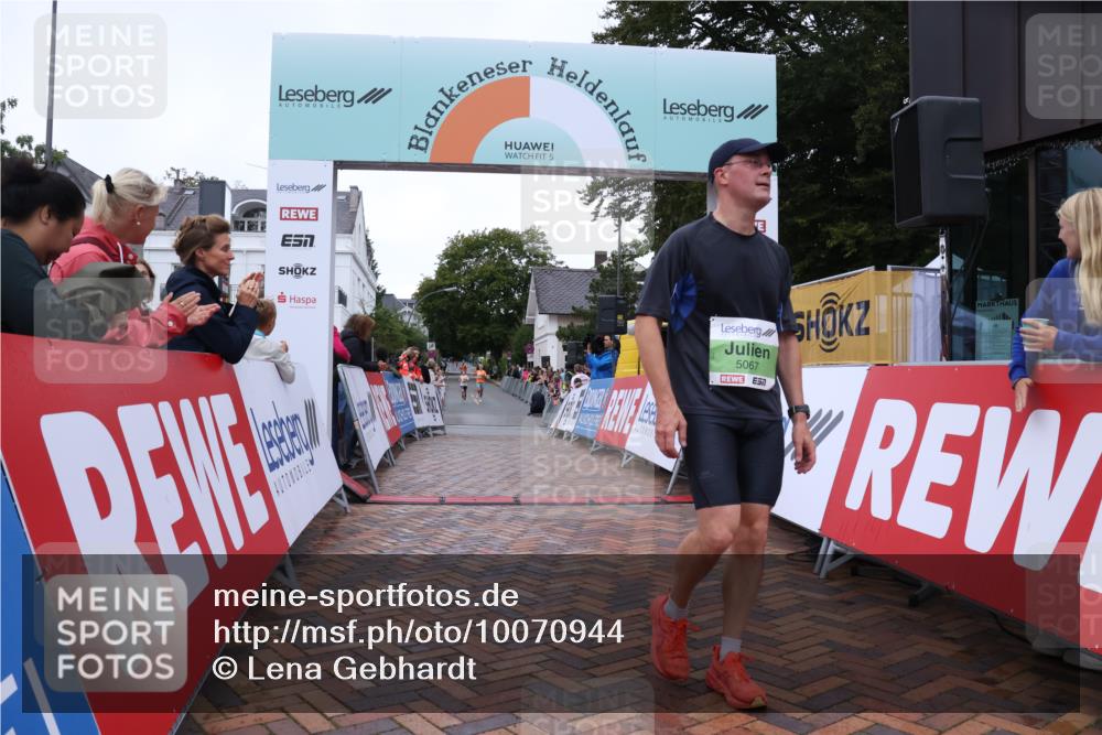 30.08.2026 - Blankeneser Heldenlauf Lena Gebhardt http://msf.ph/oto/10070944 30.08.2026 10:10:24 Ziel 5067 meine-sportfotos.de