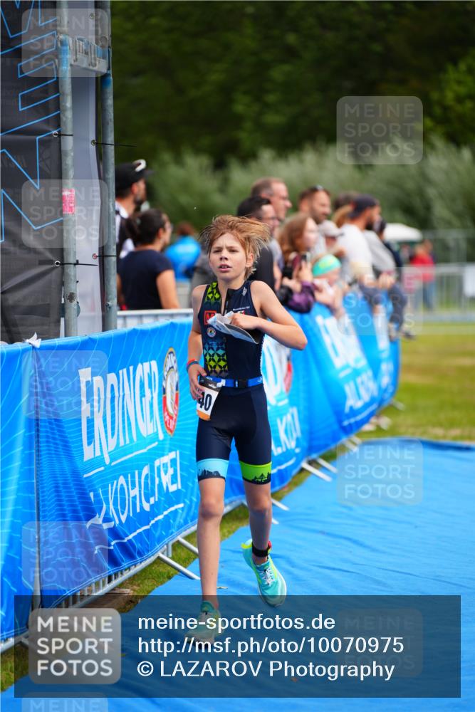 30.08.2026 - Elbe Triathlon Hamburg LAZAROV Photography http://msf.ph/oto/10070975 30.08.2026 12:55:40 Ziel 1840, 1844 meine-sportfotos.de