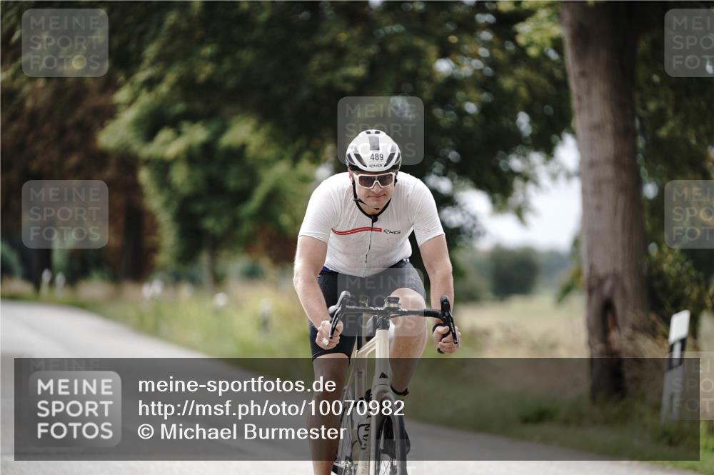 30.08.2026 - Elbe Triathlon Hamburg Michael Burmester http://msf.ph/oto/10070982 30.08.2026 10:00:20 Radfahren 489 meine-sportfotos.de