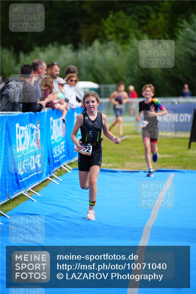30.08.2026 - Elbe Triathlon Hamburg LAZAROV Photography http://msf.ph/oto/10071040 30.08.2026 12:56:15 Ziel 1834 meine-sportfotos.de