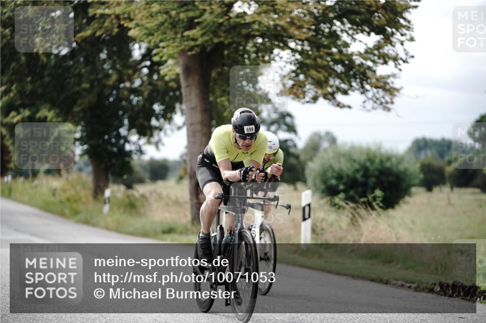 30.08.2026 - Elbe Triathlon Hamburg Michael Burmester http://msf.ph/oto/10071053 30.08.2026 10:01:06 Radfahren 548, 636, 650, 671, 675, 699, 705, 831 meine-sportfotos.de