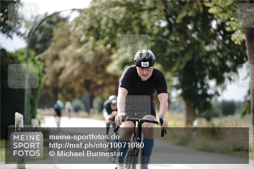30.08.2026 - Elbe Triathlon Hamburg Michael Burmester http://msf.ph/oto/10071080 30.08.2026 10:01:24 Radfahren 264, 520, 556, 864 meine-sportfotos.de