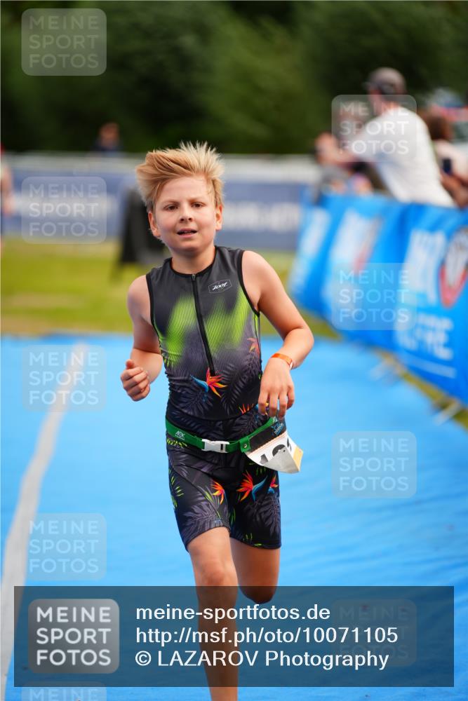 30.08.2026 - Elbe Triathlon Hamburg LAZAROV Photography http://msf.ph/oto/10071105 30.08.2026 12:56:49 Ziel 1835, 1848 meine-sportfotos.de