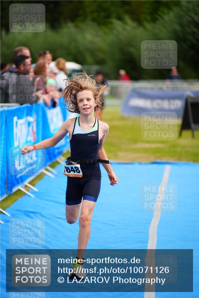 30.08.2026 - Elbe Triathlon Hamburg LAZAROV Photography http://msf.ph/oto/10071126 30.08.2026 12:56:53 Ziel 1608, 1848 meine-sportfotos.de
