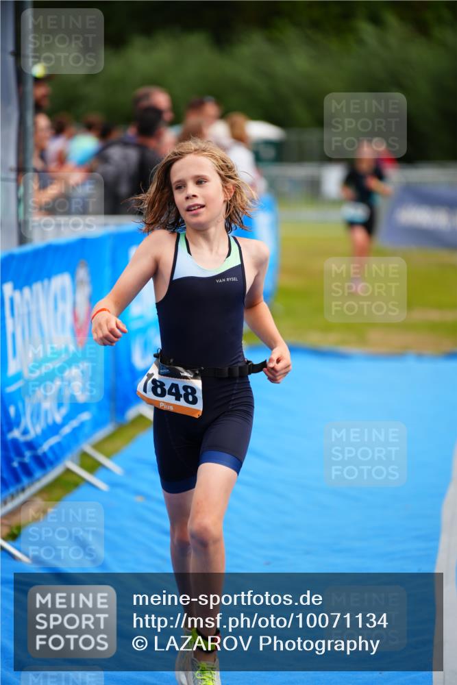 30.08.2026 - Elbe Triathlon Hamburg LAZAROV Photography http://msf.ph/oto/10071134 30.08.2026 12:56:53 Ziel 1608, 1848 meine-sportfotos.de
